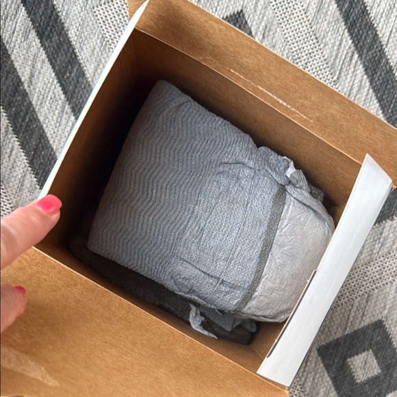 Real-Fit Men's Depends Underwear, Gray, Open box of 8 - not 12, L/XL - Picture 9 of 14